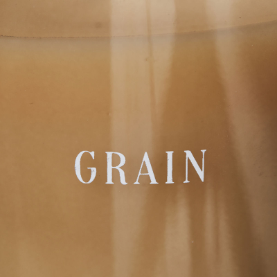                             Vonná svíčka Grain Brown 350 g                        
