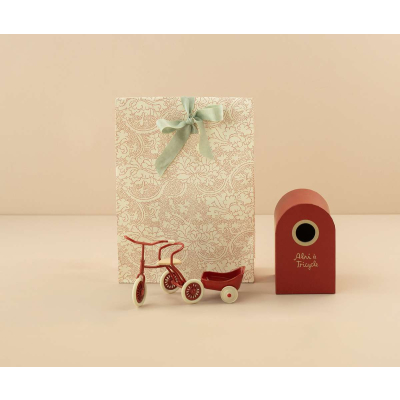                             Dárkový papírový sáček Mae Red                        