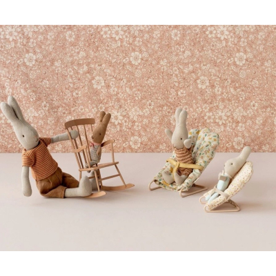                             Houpací lehátko pro myší miminko Maileg Dots                        