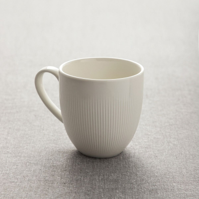                             Porcelánový hrnek Dibba Ribbed 370 ml                         