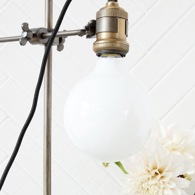                             Dekoratívna LED žiarovka biela                        