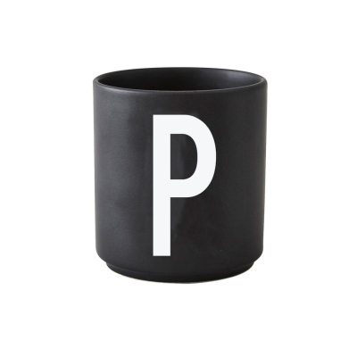 Čierny porcelánový hrnček Písmeno P                    