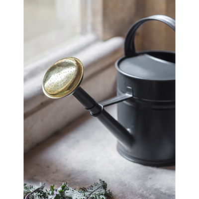                             Zahradní konev Watering Carbon 5 l                        