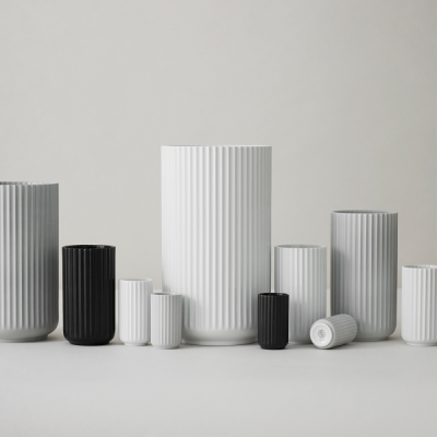                             Porcelánová váza Lyngby černá - 25 cm                        
