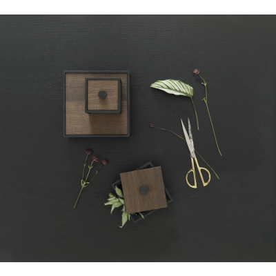                             Úložný box Frame Smoked Oak 20x20 cm                        