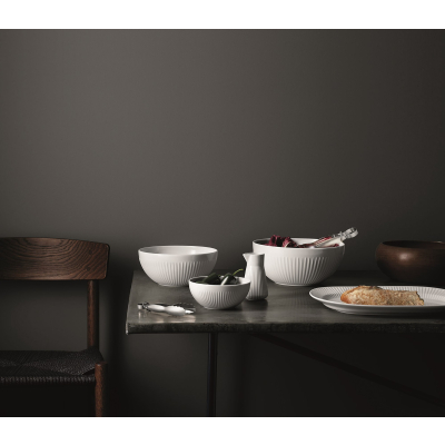                             Porcelánová servírovací mísa Legio Nova 1,8 l                        