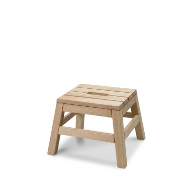 Dřevěná stolička Dania Oak                    