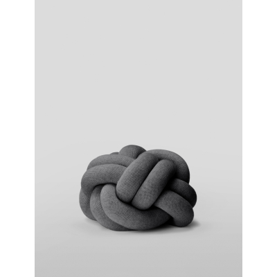                             Dekorativní polštář Knot Grey                        