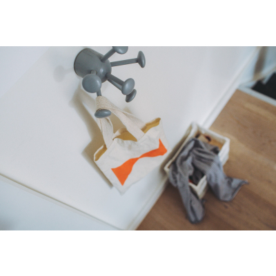                             Věšák na stěnu Wall Bug Grey                        