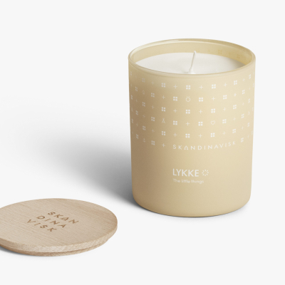                             Vonná svíčka LYKKE 200 g                        