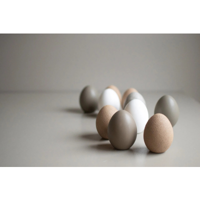                             Velikonoční vajíčko Standing Egg White 8 cm                         
