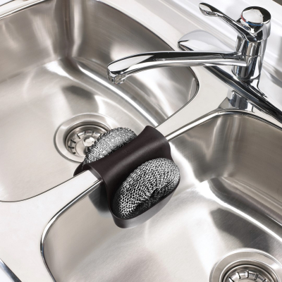                             Držák na drátěnku a houbičku Saddle Black                        