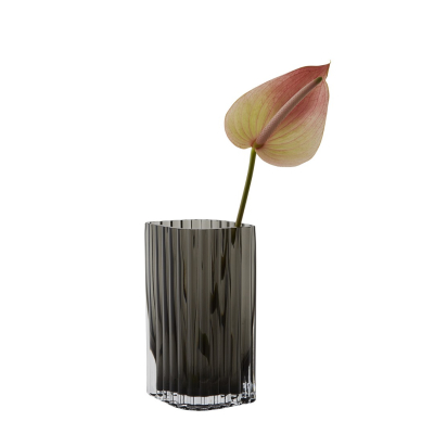                             Skleněná váza Folium Black 20 cm                        